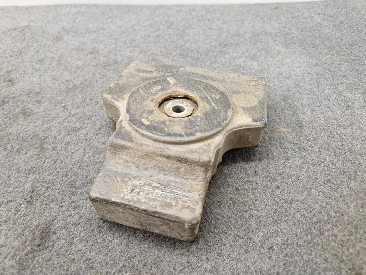 BMW 1 F20 F21 (2011 - 2019) 6798890 Опора заднего дифференциала — фото 1