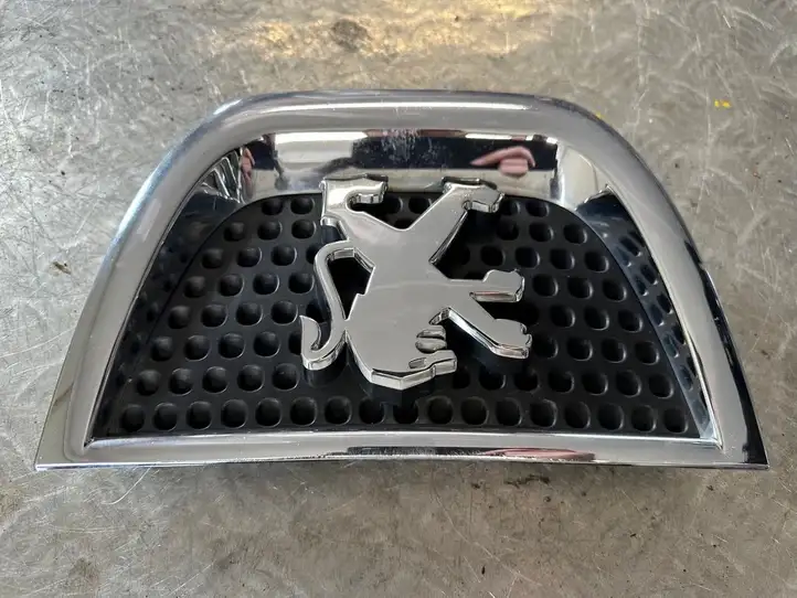 Peugeot 3008 I   9685973077 Значок производителя