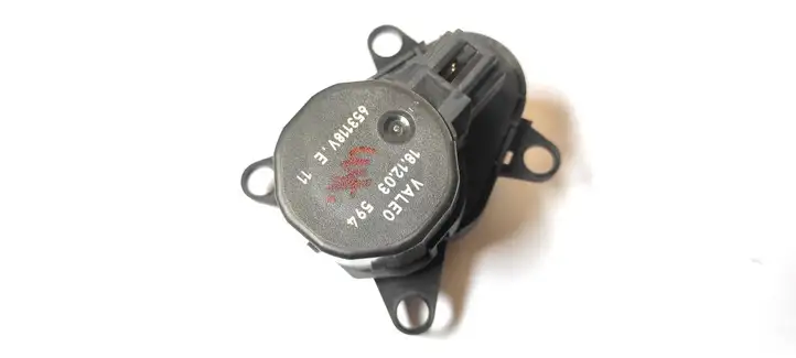 Citroen C5 (2004 - 2008) 653118 Двигатель задвижки потока воздуха — фото 1
