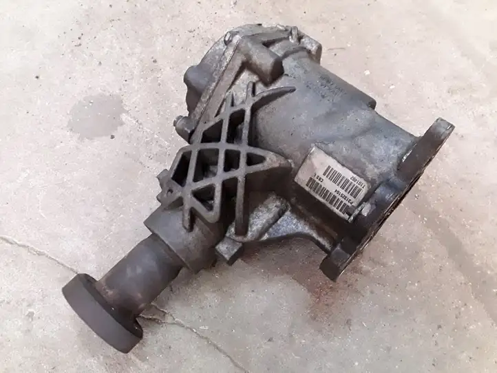 Volvo XC60 (2008 - 2013)  P31325104 Редуктор коробки передач (раздатка)