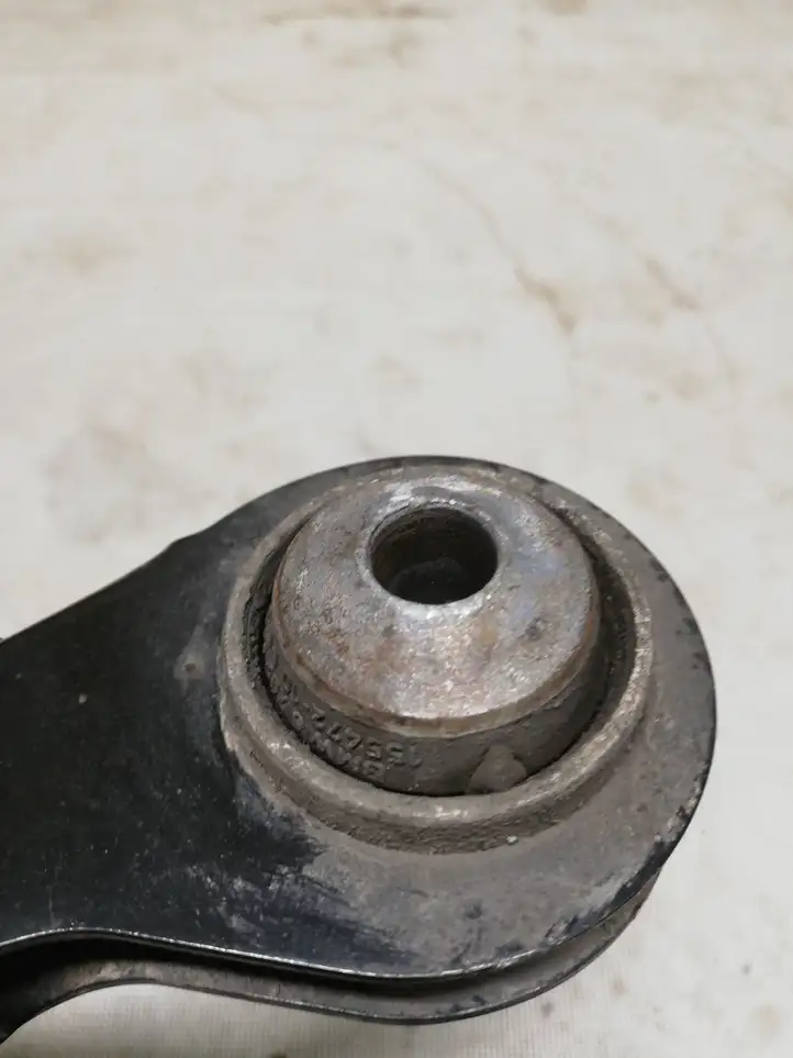 BMW 3 F30 F35 F31 (2012 - 2018)  6792519 Рычаг