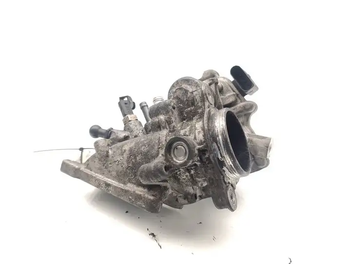Volkswagen PASSAT B8 (2015 - ) 04L128637A Электрозадвижка двигателя — фото 1