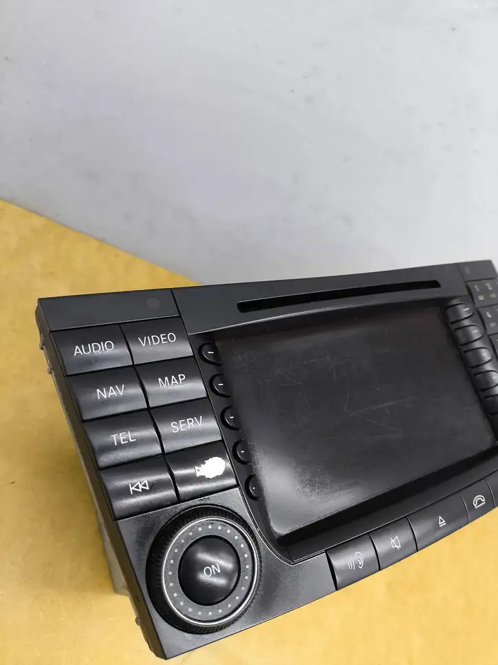 Mercedes-Benz E W211 (2002 - 2009) A2118270157 Навигационные карты CD/DVD — фото 3