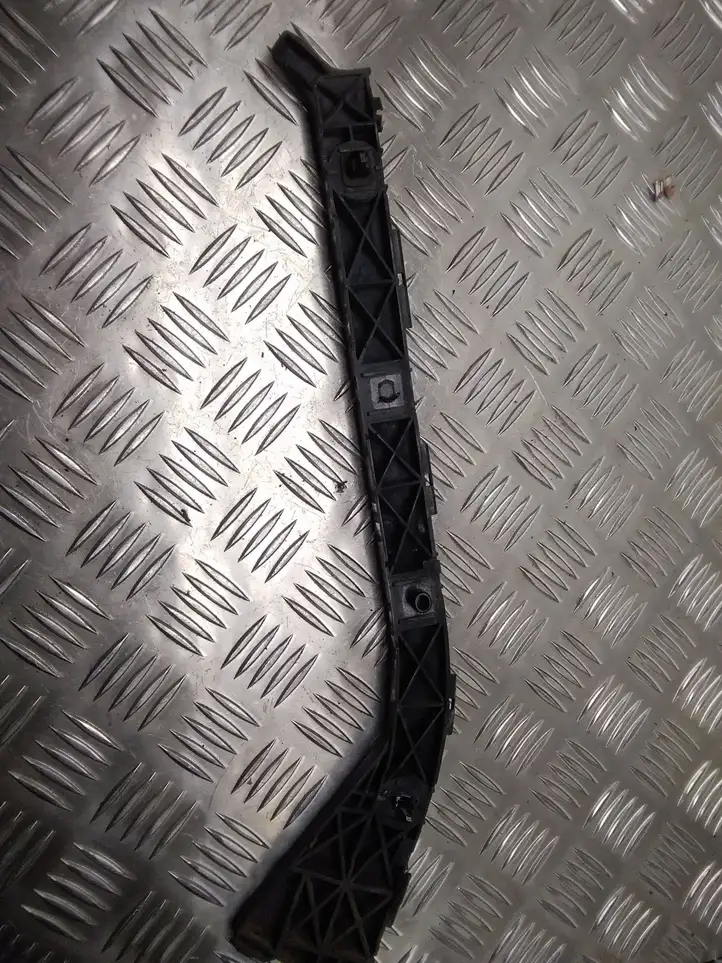 Toyota Prius (XW20) (2003 - 2009) 5257647010 Кронштейн заднего бампера — фото 3