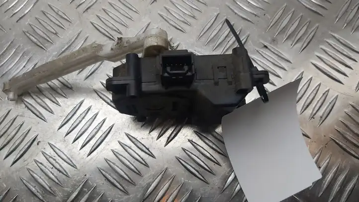 Toyota Prius (XW10) (1997 - 2003) 0637007440 Двигатель задвижки потока воздуха — фото 2