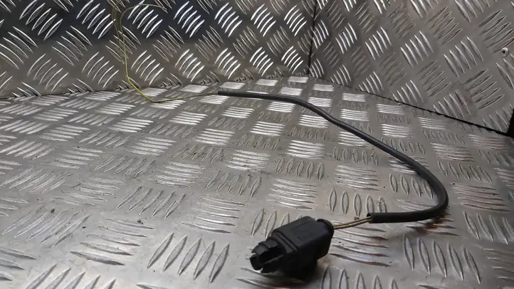 Audi A4 S4 B6 8E 8H (2000 - 2006) 1J0973702 Датчик наружной температуры — фото 3
