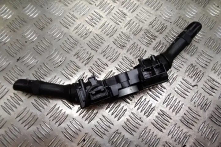 Toyota Prius (XW20) (2003 - 2009) 173832 Переключатель стеклоочистителей — фото 4