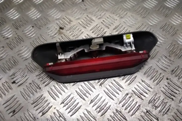 Toyota Yaris (1999 - 2003) 52023 Дополнительный стоп фонарь — фото 1