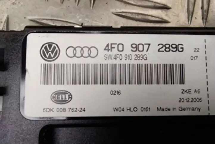 Audi A6 S6 C6 4F (2004 - 2008) 4F0907289G Блок управления светом — фото 2