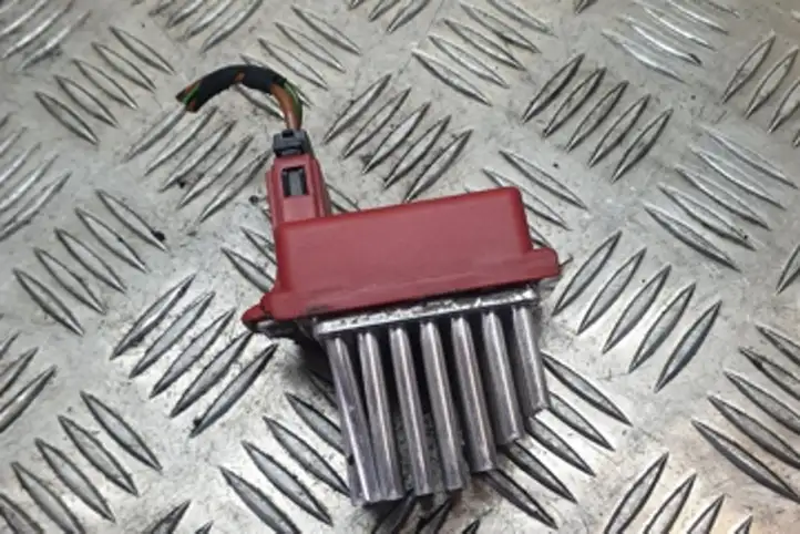 Volkswagen Golf IV (1998 - 2005) 1C0959799 Резистор печки — фото 3
