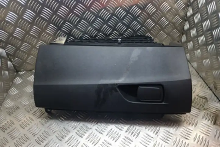 BMW 1 F20 F21 (2011 - 2019) 51169226047 Вещевой ящик — фото 1