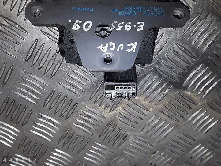 Ford Kuga I (2008 - 2012) SM51-R442A66-AC Замок крышки багажника — фото 4