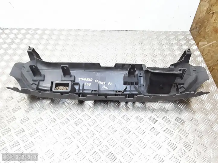Ford Transit Courier (2014 - 2022) et7617e778ac Кронштейн переднего бампера — фото 1