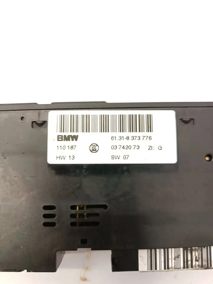 BMW 5 E39 (1996 - 2003) 03742073 Включатель обогрева — фото 8