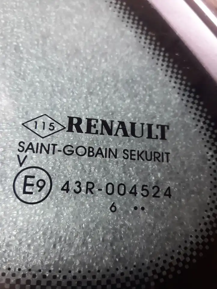 Renault Kadjar (2015 - 2018) 833073768R Заднее боковое стекло — фото 5
