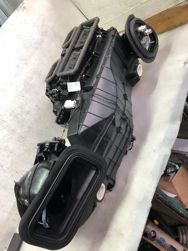 Mercedes-Benz C W206 (2021 - ) A2548306402 Комплект системы вентиляции салона — фото 3
