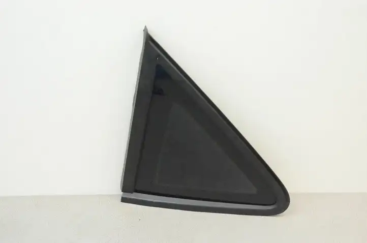 Seat Leon (5F) (2012 - 2019) 5F4845041H Заднее боковое стекло — фото 1