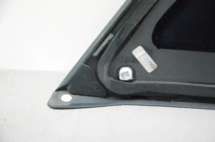 Seat Leon (5F) (2012 - 2019) 5F4845042H Заднее боковое стекло — фото 8