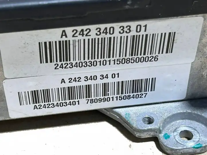 Mercedes-Benz B-class W246 (2014 - 2018) A2423403401 Зарядное устройство — фото 5