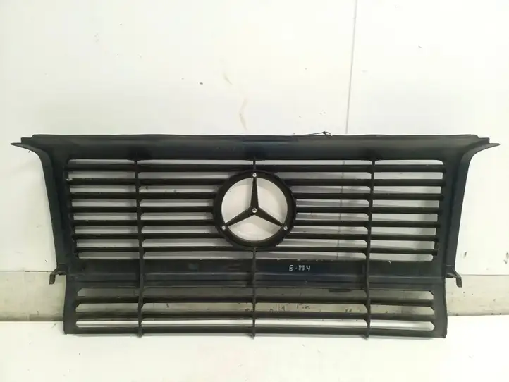 Mercedes-Benz G W461 463 (1989 - 2017) A4638880015 Передняя решетка — фото 2