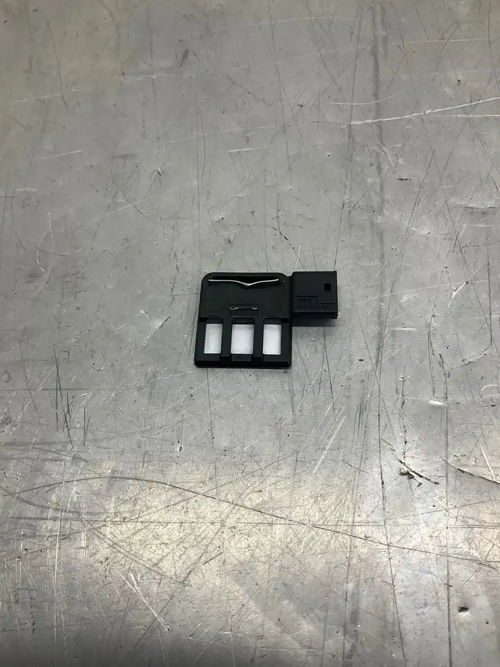 BMW 5 E60 E61 (2004 - 2010) 9115220 Датчик света — фото 4
