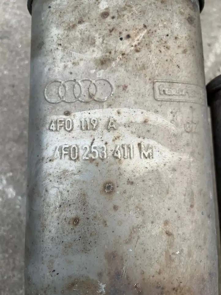 Audi A6 S6 C6 4F (2004 - 2008) 4F0253411M Двойной глушитель — фото 8