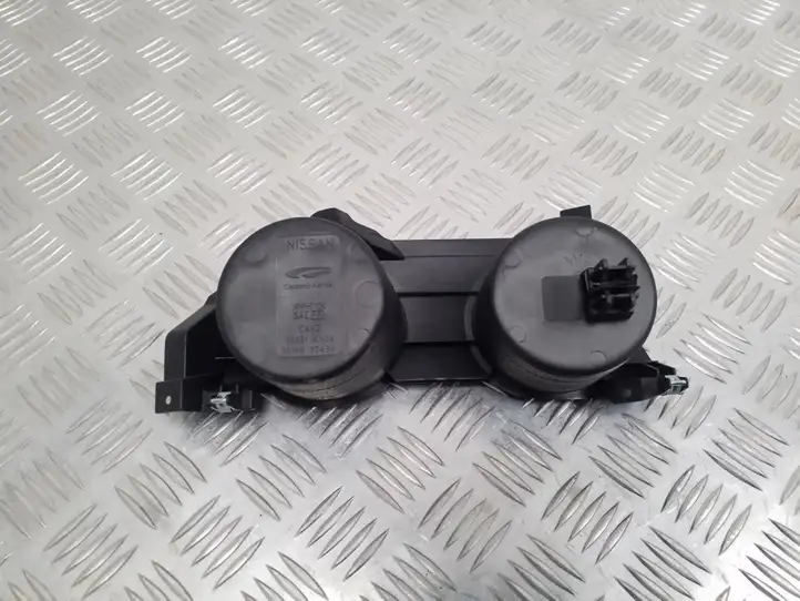 Nissan Juke I F15 (2010 - 2018) 969311KN0A Передний подстаканник — фото 2