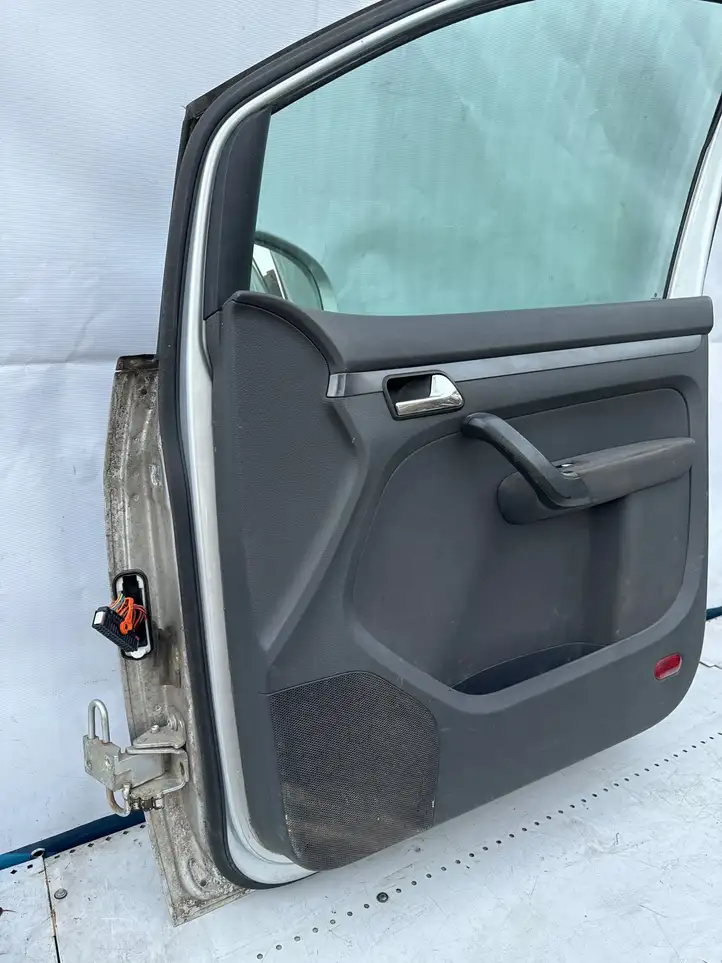 Volkswagen Touran I (2003 - 2010) Дверь — фото 4