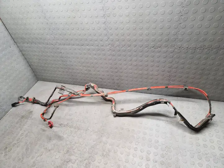 BMW 3 F30 F35 F31 (2012 - 2018) 9387149 Плюсовой провод аккумулятора — фото 1