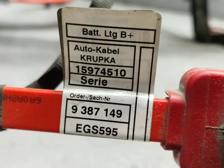 BMW 3 F30 F35 F31 (2012 - 2018) 9387149 Плюсовой провод аккумулятора — фото 5