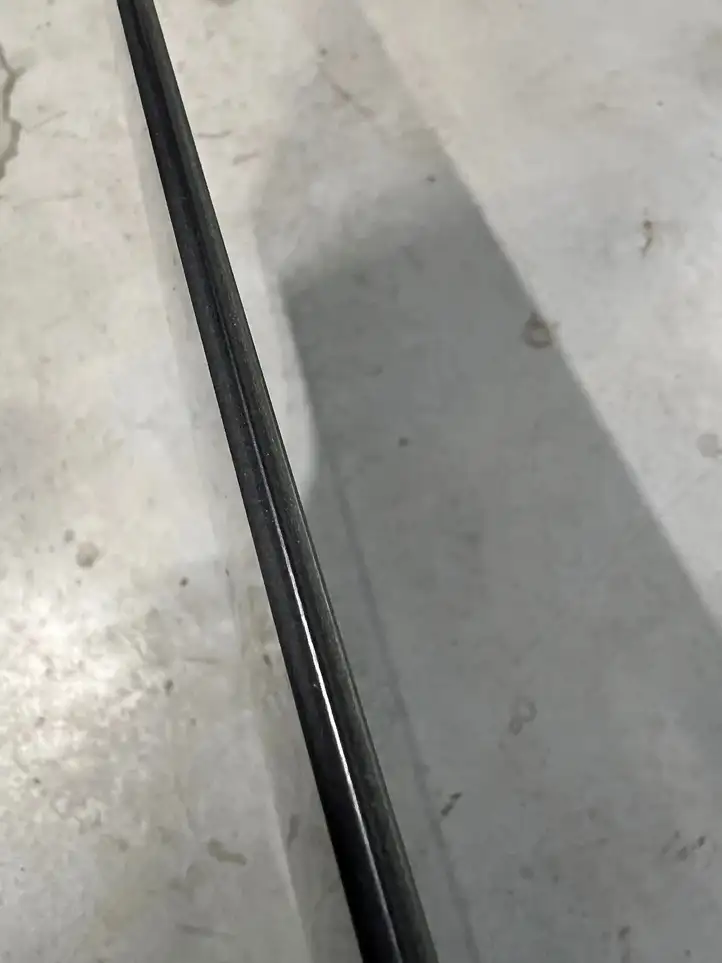 Tesla Model Y (2019 - 2024) 43R011876 Стекло задней двери — фото 2