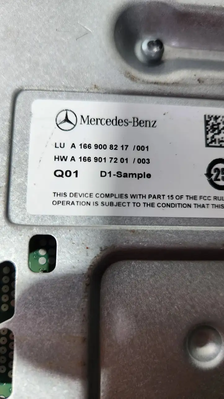 Mercedes-Benz GLE W166/C292 (2015 - 2019) A1669008217 Усилитель звука — фото 3