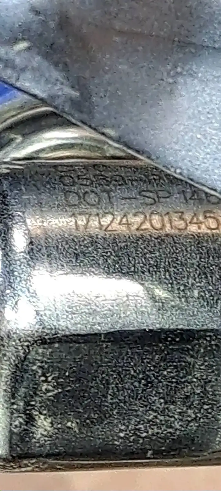 Mercedes-Benz A W176 (2012 - 2018) a2468600200 Привод подушки безопасности пешехода — фото 4