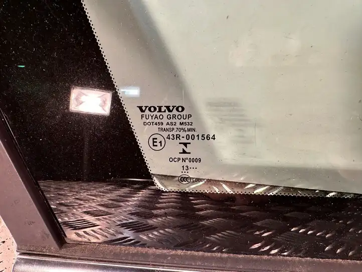Volvo V60 (2013 - 2018) 31418279 Заднее боковое стекло — фото 3