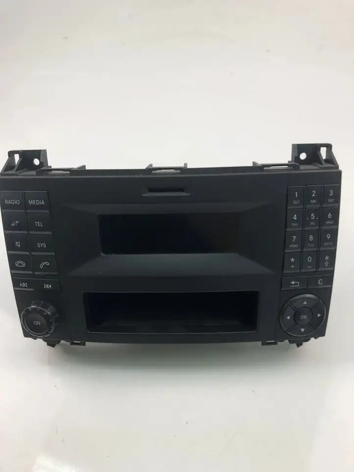 Mercedes-Benz Vito W447 (2014 - ) A4479006005 Магнитола / мультимедийная система — фото 2