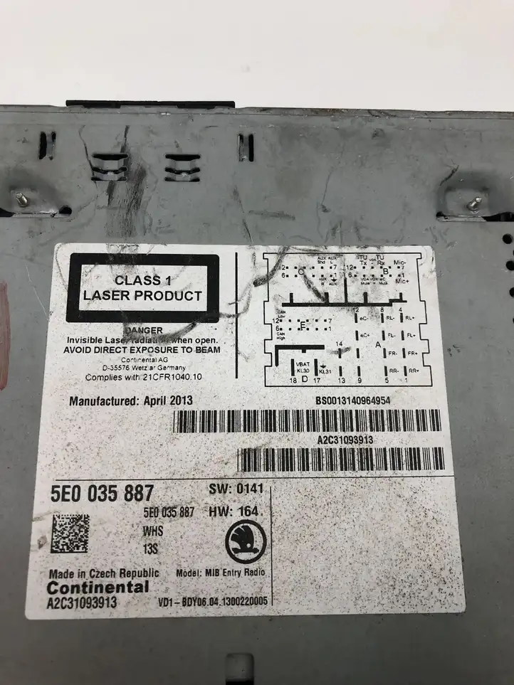 Skoda Octavia Mk3 (5E) (2013 - 2019) 5E0035887 Магнитола / мультимедийная система — фото 4