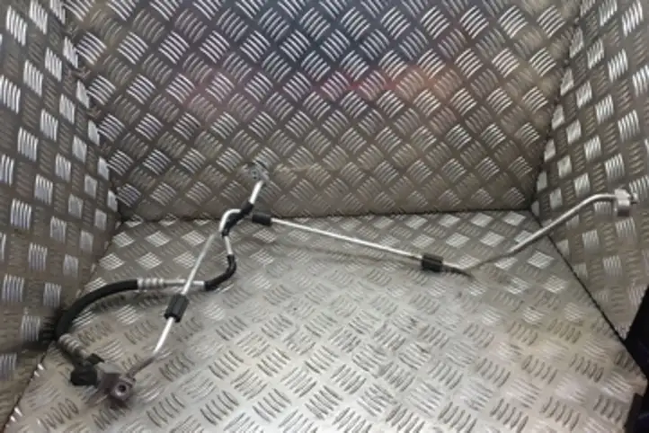 BMW 1 F20 F21 (2011 - 2019) 64539212236 Трубки и шланги кондиционера — фото 3