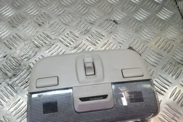 Subaru Outback (2003 - 2007) VC12008 Передняя подсветка — фото 1