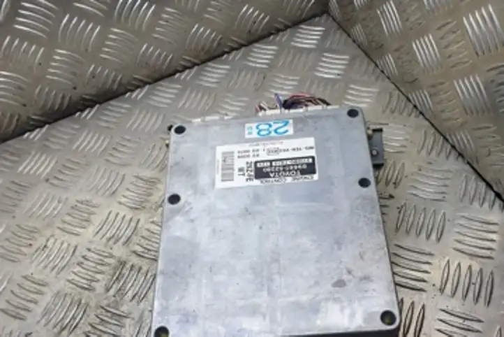 Toyota Yaris Verso (1999 - 2005) 8966152280 Блок управления двигателем (ЭБУ) — фото 1