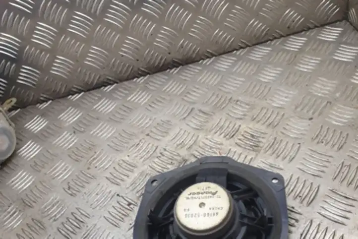 Toyota Yaris Verso (1999 - 2005) 8616052030 Динамики задних дверей — фото 2