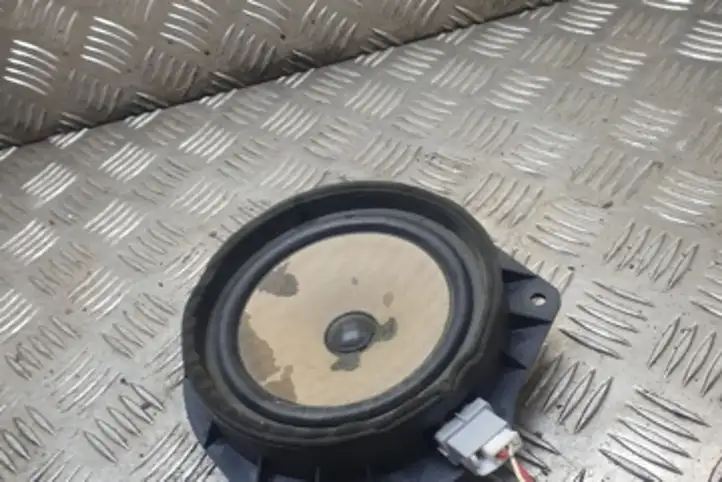 Toyota Yaris Verso (1999 - 2005) 8616052030 Динамики задних дверей — фото 4