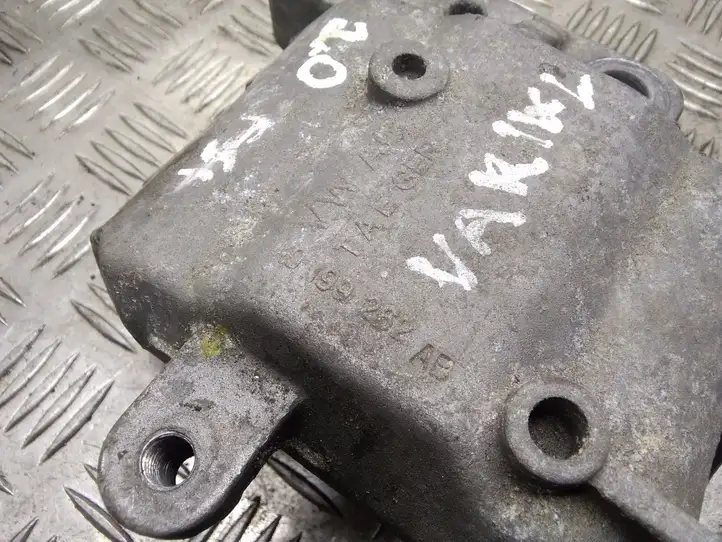 Audi A3/S3 8P (2004 - 2008) 1K0199262 Опора двигателя — фото 4