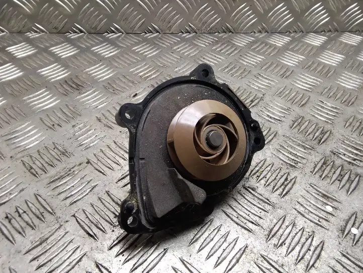 Mini One Cooper Coupe R56 (2004 - 2014) V75569938001 насос охлаждения — фото 3