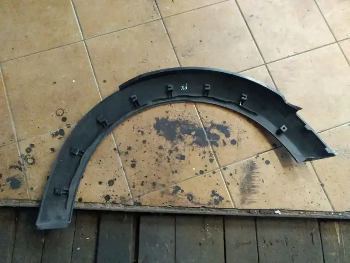 Mini One Cooper Coupe R56 (2004 - 2014) 14614910 Накладка колесной арки — фото 2