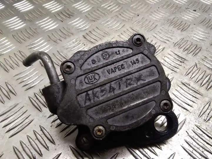 Toyota Yaris (2005 - 2009) Вакуумный насос — фото 3