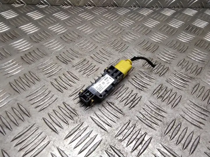 Audi A4 S4 B6 8E 8H (2000 - 2006) 8E0959643E Датчик удара SRS — фото 4
