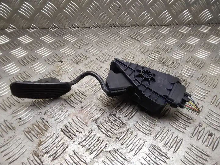 Toyota Prius (XW20) (2003 - 2009) 7812047040 Педаль акселератора — фото 4
