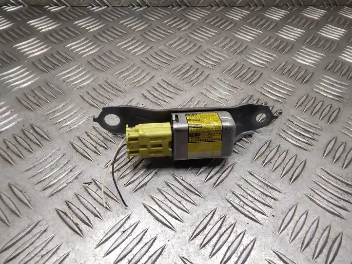 Toyota Prius (XW20) (2003 - 2009) 8983347030 Датчик удара SRS — фото 1