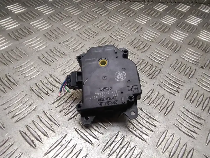 Toyota Prius (XW20) (2003 - 2009) 0637007960 Двигатель задвижки потока воздуха — фото 1