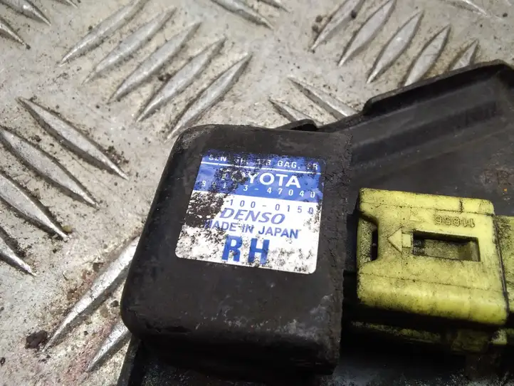 Toyota Prius (XW20) (2003 - 2009) 8917347040 Датчик удара SRS — фото 2